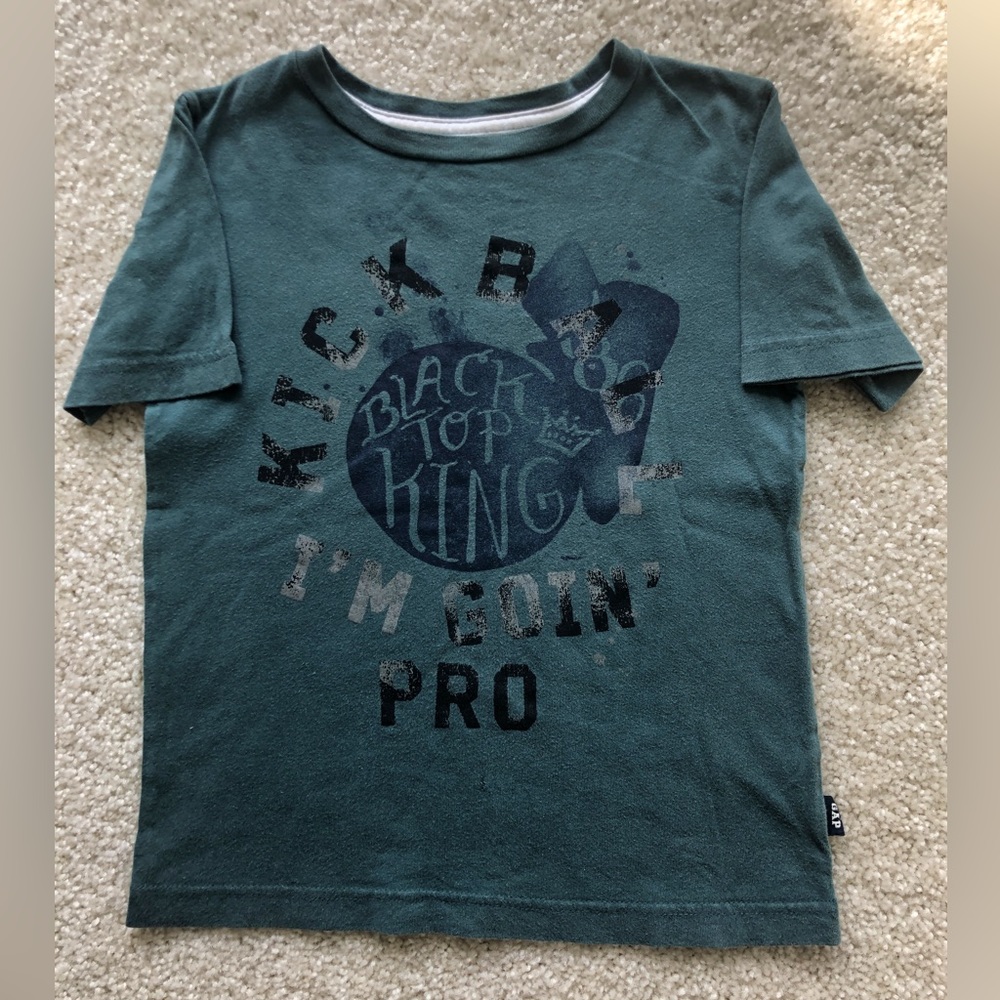 GAP Kickball T-shirt Soft Cotton Kids Boys Size XS 4-5
